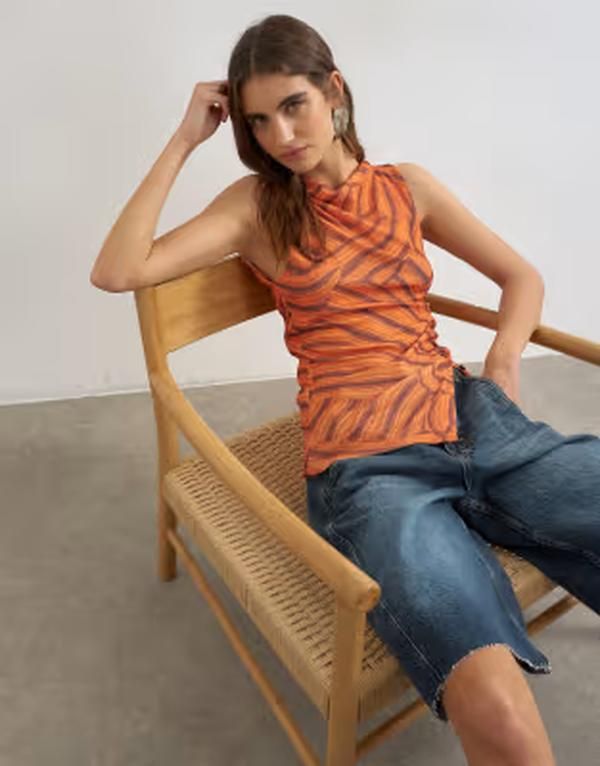 トップショップ レディース トップス ベスト メッシュ Topshop onion mesh button detail slash neck top in orange TBC オレンジ