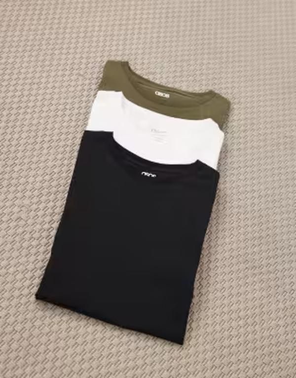エイソス メンズ トップス Tシャツ ASOS DESIGN essentials 3 pack muscle fitshirts in multi WHITE BLACKKHAKI ホワイト