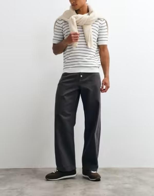 エイソス メンズ ボトムス カジュアルパンツ ASOS DESIGN baggy pants with exposed buttons in charcoal チャコール