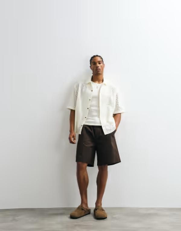 エイソス メンズ トップス シャツ ASOS DESIGN boxy oversized broderie shirt Offwhite オフホワイト