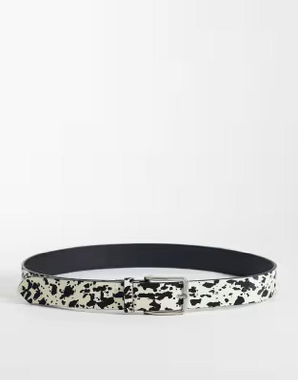 エイソス メンズ アクセサリー ベルト プリント ASOS DESIGN cow print cowhide hair belt with silver buckle Black ブラック
