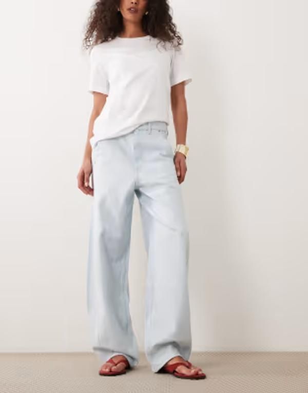 アルケット レディース ボトムス デニムパンツ ジーンズ ARKET Endive barreleg jeans in light blue wash LIGHT BLUE ブルー