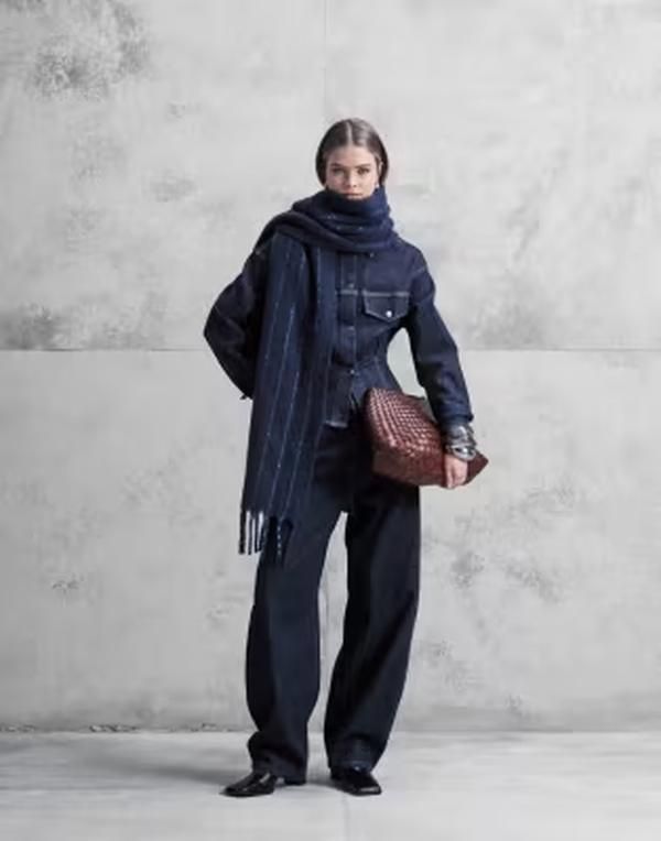 アルケット レディース ボトムス デニムパンツ ジーンズ ARKET Endive barreleg jeans indigo Dark Blue ブルー