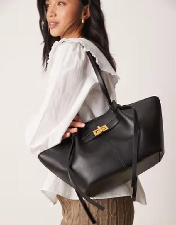 ジーナトリコ レディース バッグ レザー フェイクレザー Gina Tricot faux leather small tote bag with strap and clutch with gold