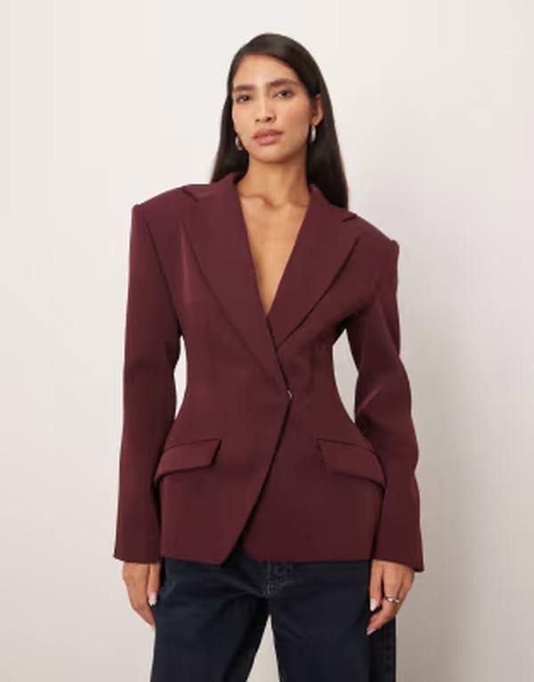 アレンジ レディース アウター ジャケット・ブルゾン ウエストマーク ブレザー ARRANGE premium tailo red blazer with cinched waist Burgundy