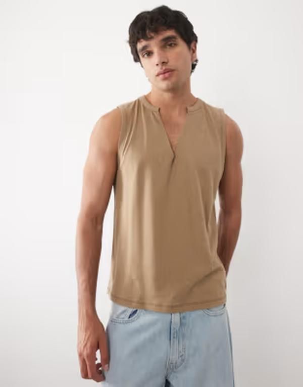 エイソス メンズ トップス ベスト レギュラーフィット Vネック リネン ASOS DESIGN regular fitank with v neck with linen Sepia tint ブラ