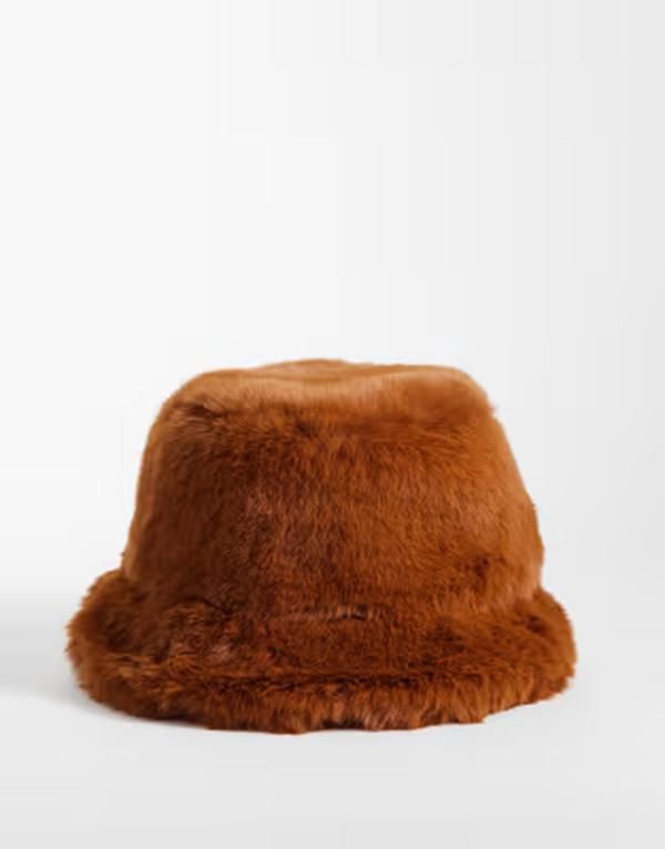 エイソス メンズ アクセサリー 帽子 ASOS DESIGN faux fur bucket hat in orange オレンジ