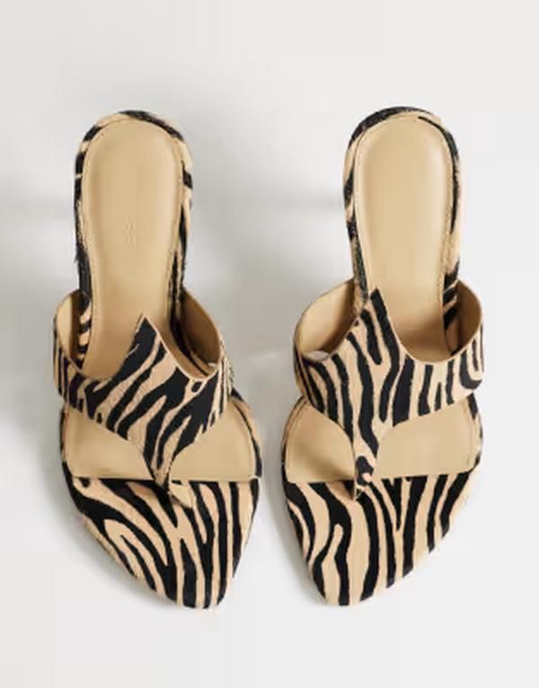 トップショップ レディース シューズ サンダル レザー ヒール Topshop Nora realeather withair angular higheeled mule sandals in ze