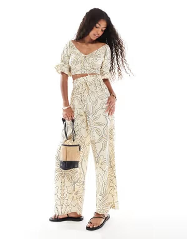 ウェンズデーガール レディース ボトムス カジュアルパンツ ワイドレッグ フラワー柄 フラワー Wednesdays Girl bold floral wide leg pants Light Yel