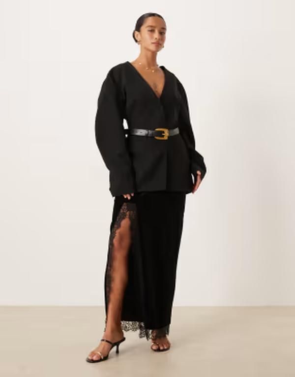 ジーナトリコ レディース ボトムスカート サイドスリット プチ ベルベット レース マキシ Gina Tricot Petite velvet maxi skirt with lace side sl