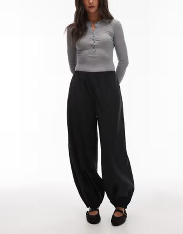 アルケット レディース ボトムス カジュアルパンツ ウール ARKET wool blend barreleg pants Black ブラック