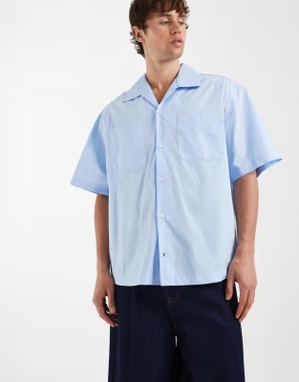 エイソス メンズ トップス シャツ ASOS DESIGN boxy poplin shirt in light blue with revere collar BLUE ブルー