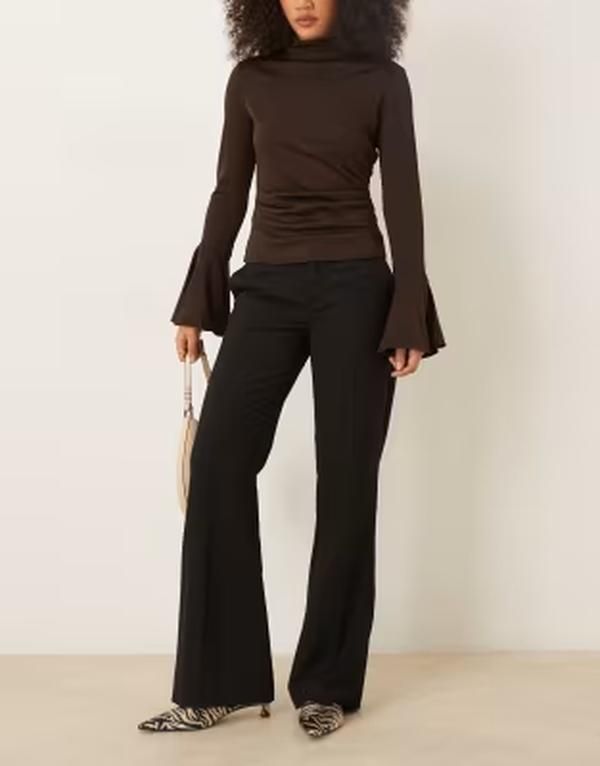 ジーナトリコ レディース ボトムス カジュアルパンツ ブーツカット ブーツ Gina Tricotailo red lowaist relaxed bootcut pants with front p