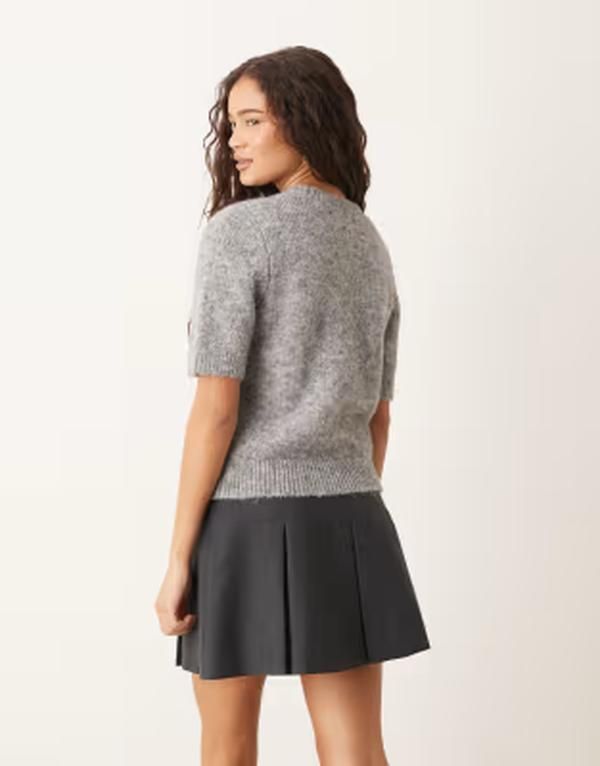 ジーナトリコ レディース アウター ニット・セーター Gina Tricot short sleeve rhinestone knitop in light heather Light gray me