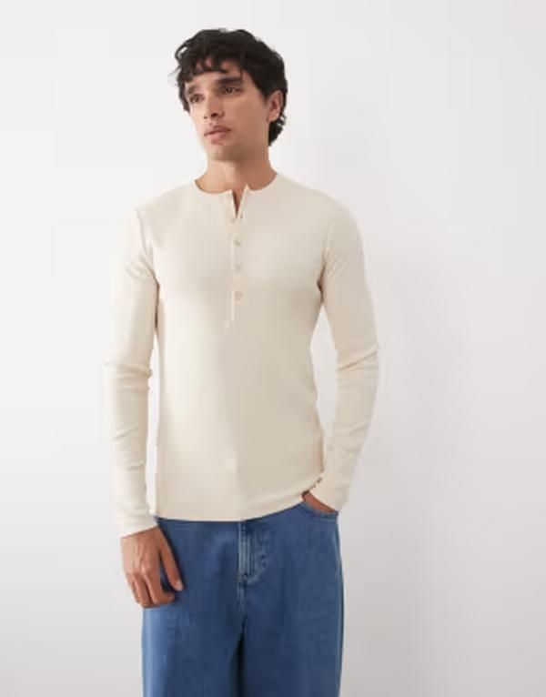 エイソス メンズ トップス Tシャツ ヘンリーネック ASOS DESIGN muscle fit long sleeve Tshirt withenley neck Rainy day ベージュ