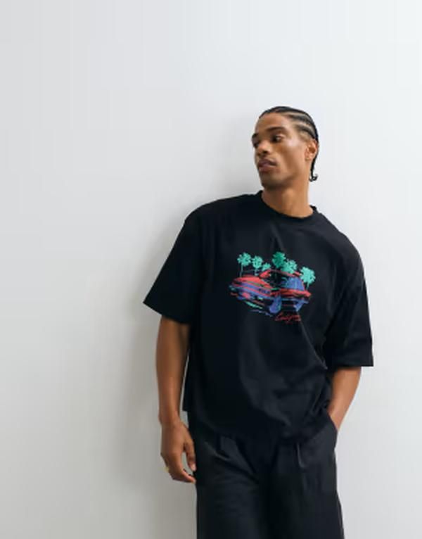 エイソス メンズ トップス Tシャツ グラフィック ASOS DESIGN boxy oversized tshirt with car graphic Black ブラック