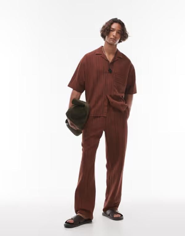 トップマン メンズ ボトムス カジュアルパンツ ストレート スウェットパンツ Topman textu red striped straight leg sweatpants BROWN ブラウン