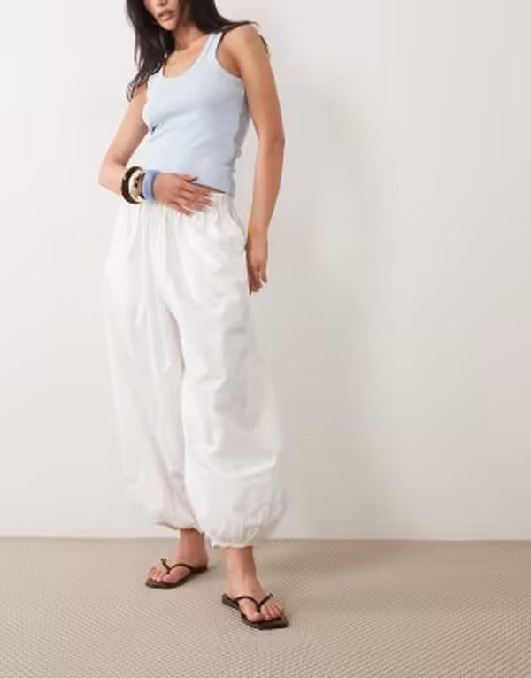 ジーナトリコ レディース ボトムス カジュアルパンツ Gina Tricot wide balloon pants White ホワイト