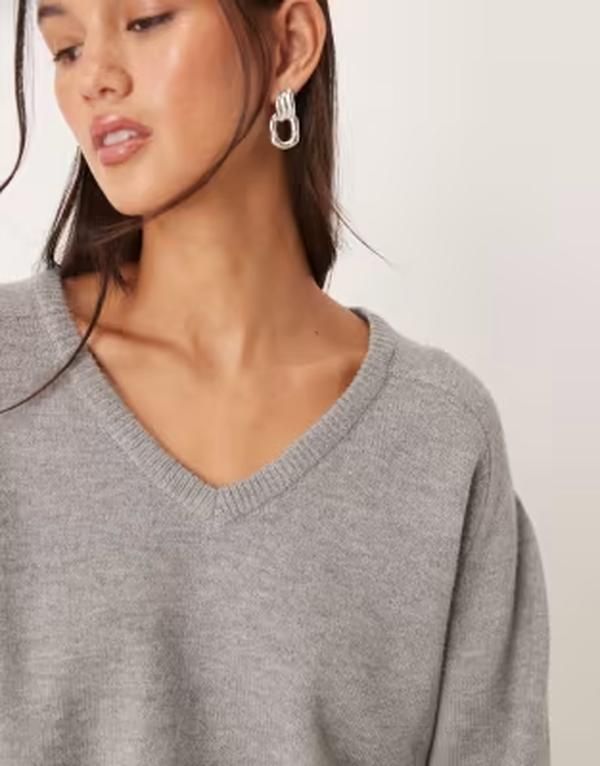 ジーナトリコ レディース アウター ニット・セーター Vネック Gina Tricot long sleeve Vnecknit sweater in mid gray melange Mid gra