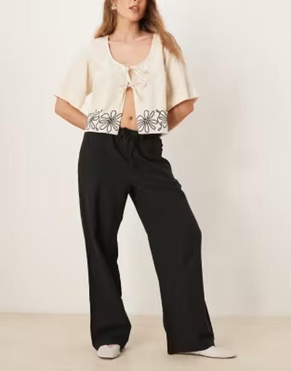 ジーナトリコ レディース ボトムス カジュアルパンツ ワイドレッグ ドローコードウエスト リネン Gina Tricot wide leg linen blend pants with drawstr