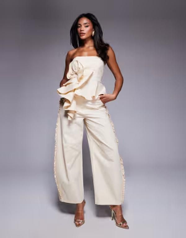 エイソス レディース ボトムス カジュアルパンツ フリル コットン ASOS LUXE cotton twill barrel pants with ruffle in buttermilk part