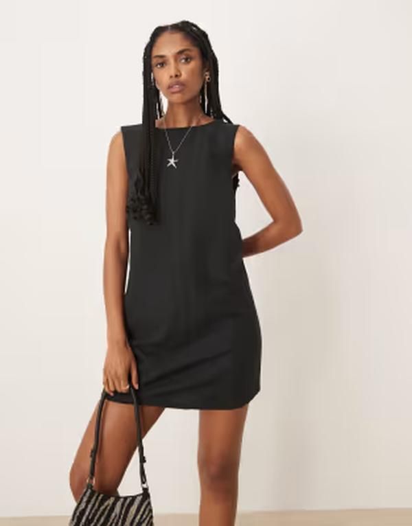 プリティラヴィッシュ レディース トップス ワンピース ミニ Pretty Lavish reversible button back mini shift dress Black ブラック 21,075円