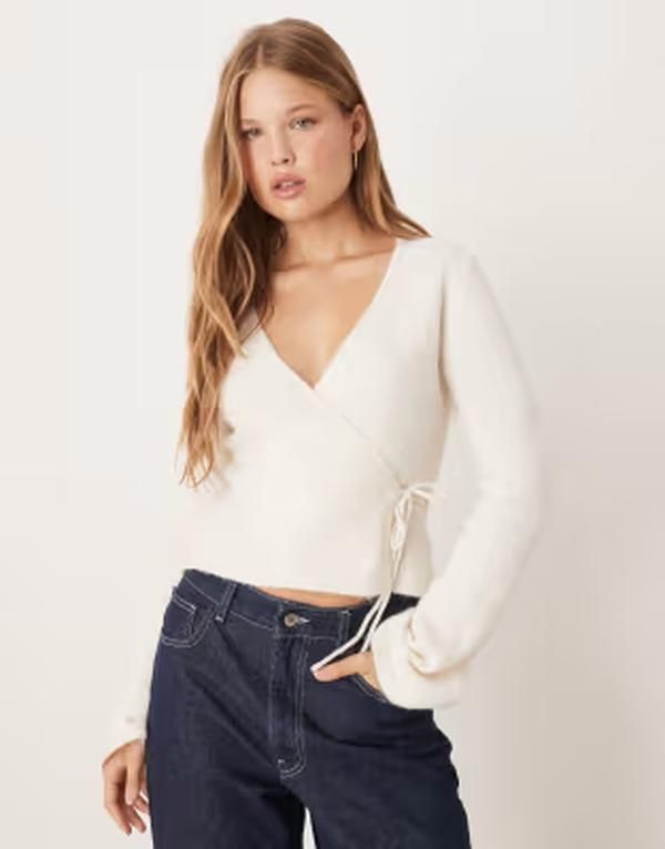 ジーナトリコ レディース アウター カーディガン ウール ニット Gina Tricot long sleeve knit wrap wool alpacardigan in cream クリーム