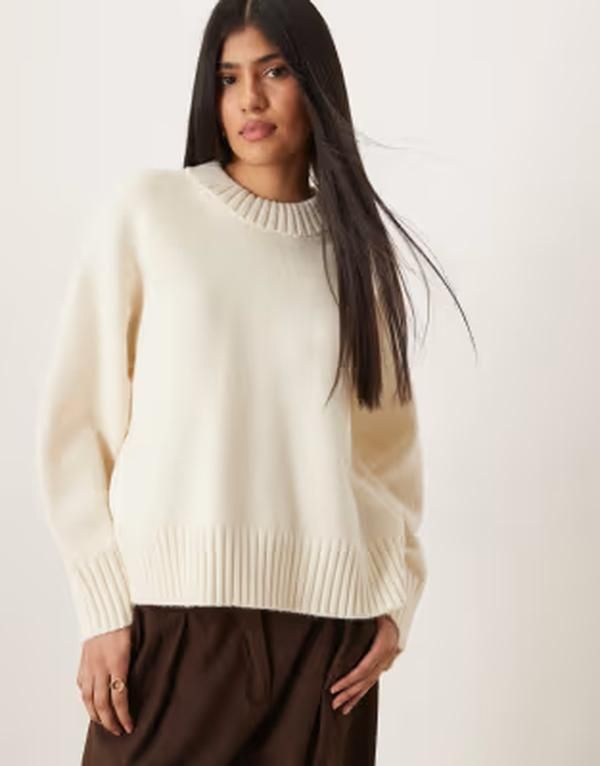 ジーナトリコ レディース アウター ニット・セーター クルーネック Gina Tricot crew necknitted sweater with wide sleeves in cream クリー