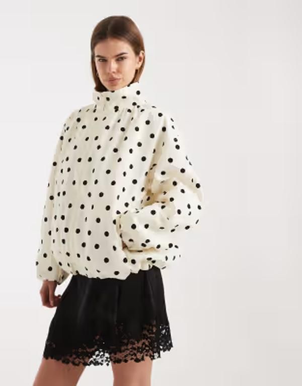 エイソス レディース アウター ジャケット・ブルゾン ドット ASOS DESIGN oversized bubble hem track jacket in polka dots Polka dot