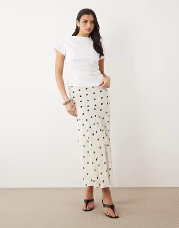 ジーナトリコ レディース ボトムスカート ドット柄 シフォン ドット マキシ Gina Tricot chiffon maxi skirt polka dot Off white polka dot