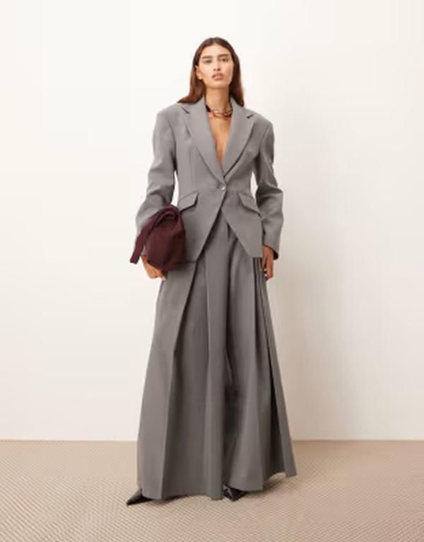 アレンジ レディース アウター ジャケット・ブルゾン ウエストマーク ブレザー ARRANGE premium tailo red blazer with cinched waist part of