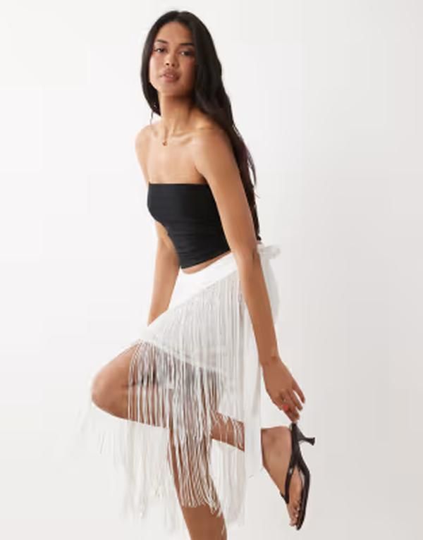 ジーナトリコ レディース ボトムスカート ミニ フリンジ Gina Tricot structu red fringe mini skirt stripes White stripe ホワイト