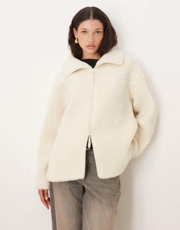 ジーナトリコ レディース アウター ジャケット・ブルゾン Gina Tricot pile zip up shacket in cream クリーム