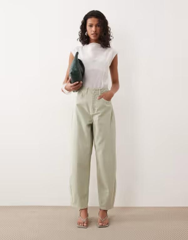 エイソス レディース ボトムス デニムパンツ ジーンズ ASOS DESIGN slim barrel jeans in sage MINT ミント