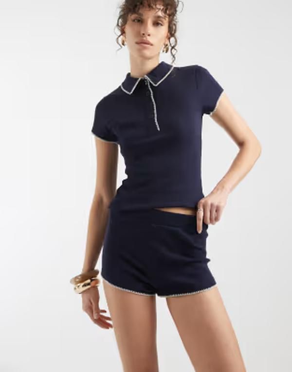 エイソス レディース ボトムス ハーフパンツ・ショーツ ショートパンツ ASOS DESIGN micro shorts with blanket stitch detail NAVY ネイビー
