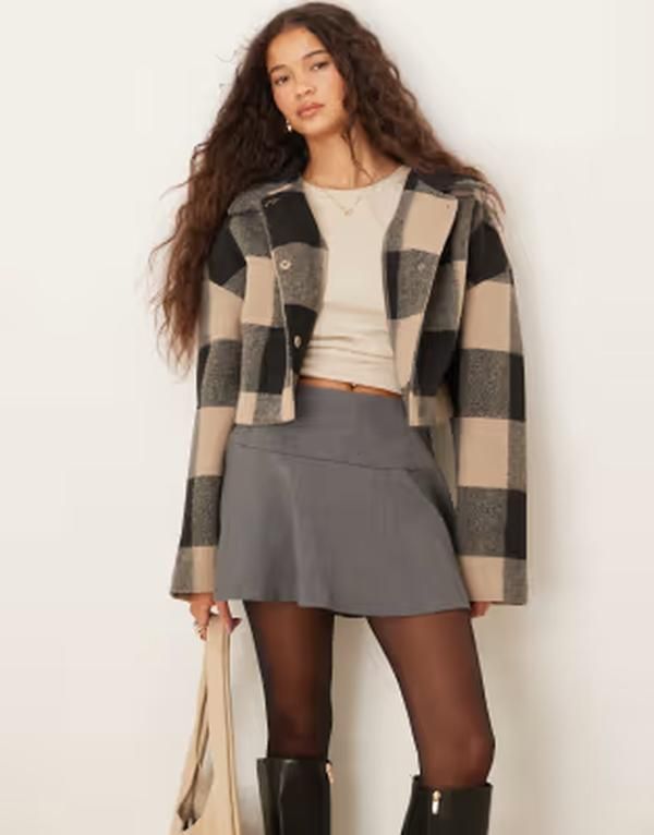 ジーナトリコ レディース アウター ジャケット・ブルゾン リラックスフィット クロップド Gina Tricot relaxed fit cropped jacket and beige plaid