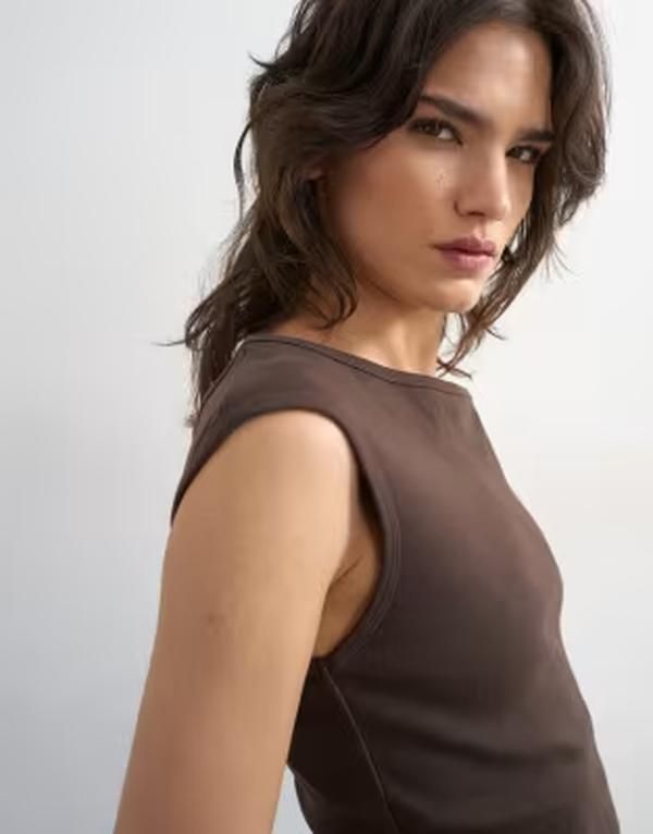 トップショップ レディース トップス ベスト Topshop 90s boat neck top in dark chocolate Dark chocolate チョコレート
