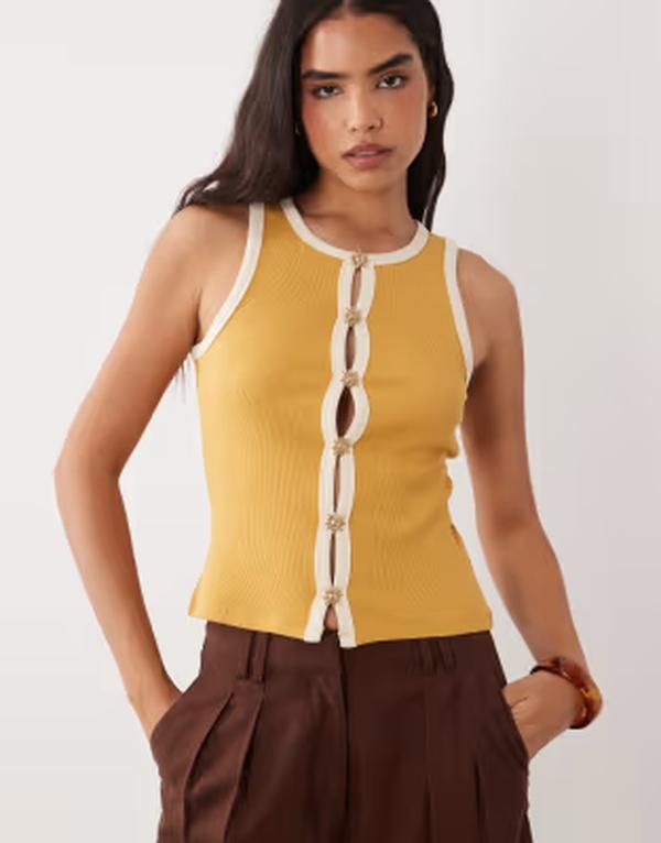 ヴィラ レディース トップス タンクトップ ニット VILA knitank top in amber gold with cream piping Amber gold アンバー