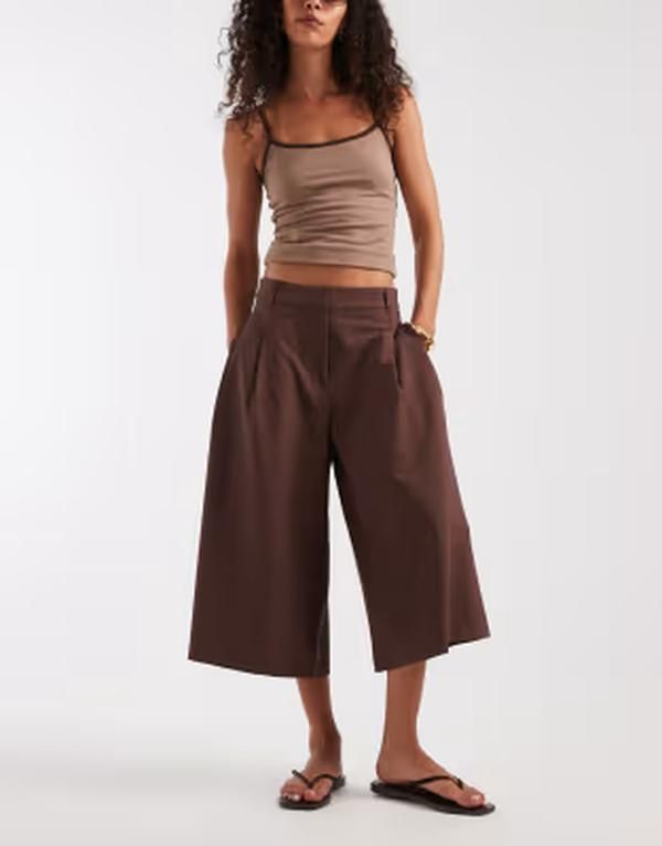 エイソス レディース ボトムス カジュアルパンツ ASOS DESIGN Tailo red high rise culotte pants in chocolate チョコレート
