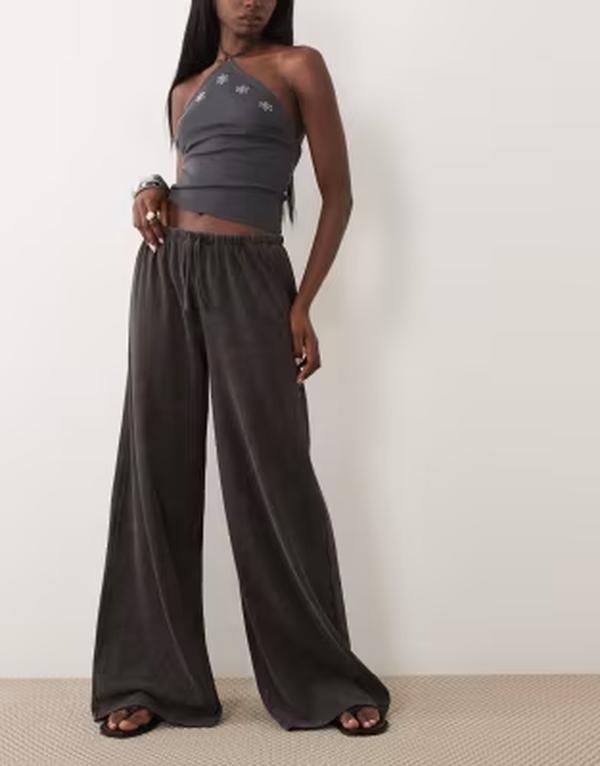 エイソス レディース ボトムス カジュアルパンツ リブ ASOS DESIGN ribbed tie waist pants in washed brown part of a set BROWN ブ