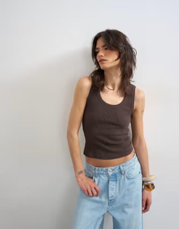 トップショップ レディース トップス ベスト Topshop washed waffle tank top with woven trim in dark chocolate Dark chocola