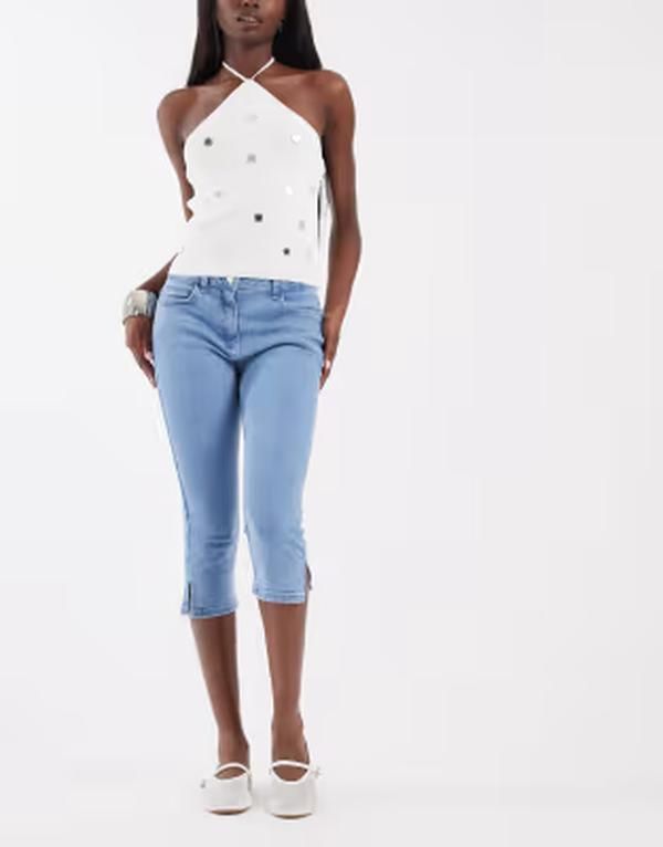 エイソス レディース ボトムス デニムパンツ キャップ ジーンズ ASOS DESIGN capri jeans in bleach wash Blue ブルー