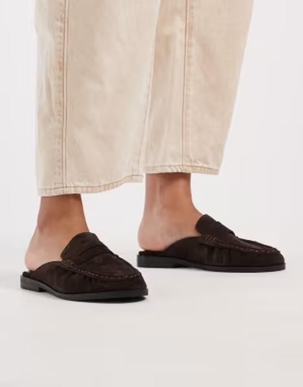 シュー レディースリッポン・ローファー ギャザー スエード Schuh Leeds ruched mule loafersuedette Brown suede ブラウン