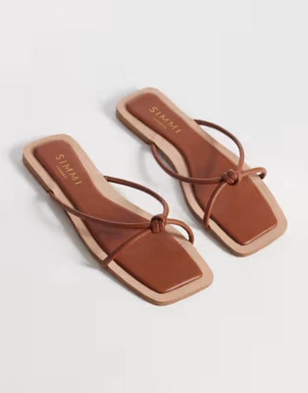 シミー ワイドフィット レディース シューズ サンダル Simmi Wide Fit Simmi London Wide Fit Cola knot flat sandals in tan pu タン