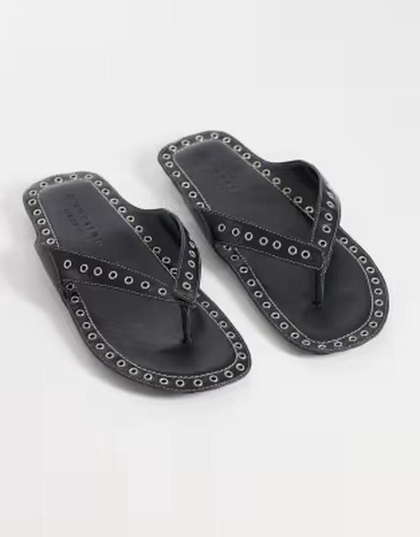 エイソス レディース シューズ サンダル レザー ASOS DESIGN Fisher premium grommet flip flop sandals leather BLACK LEATHER