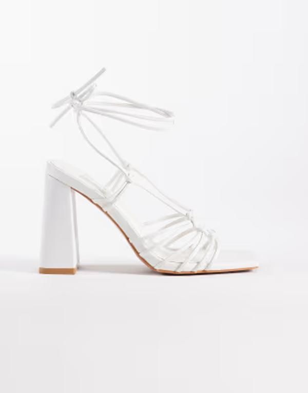 パブリックデザイア ワイドフィット レディース シューズ サンダル ヒール Public Desire Wide Fit Misty tie leg block heeled sandals WHIT