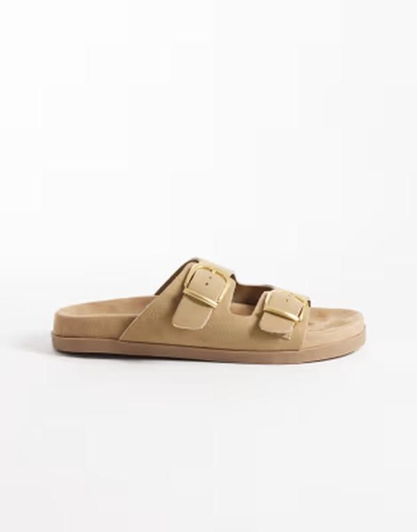 シュー レディース サンダル スエード schuh Trish double buckle flat sandals in taupe suedette Taupe suedette トープ