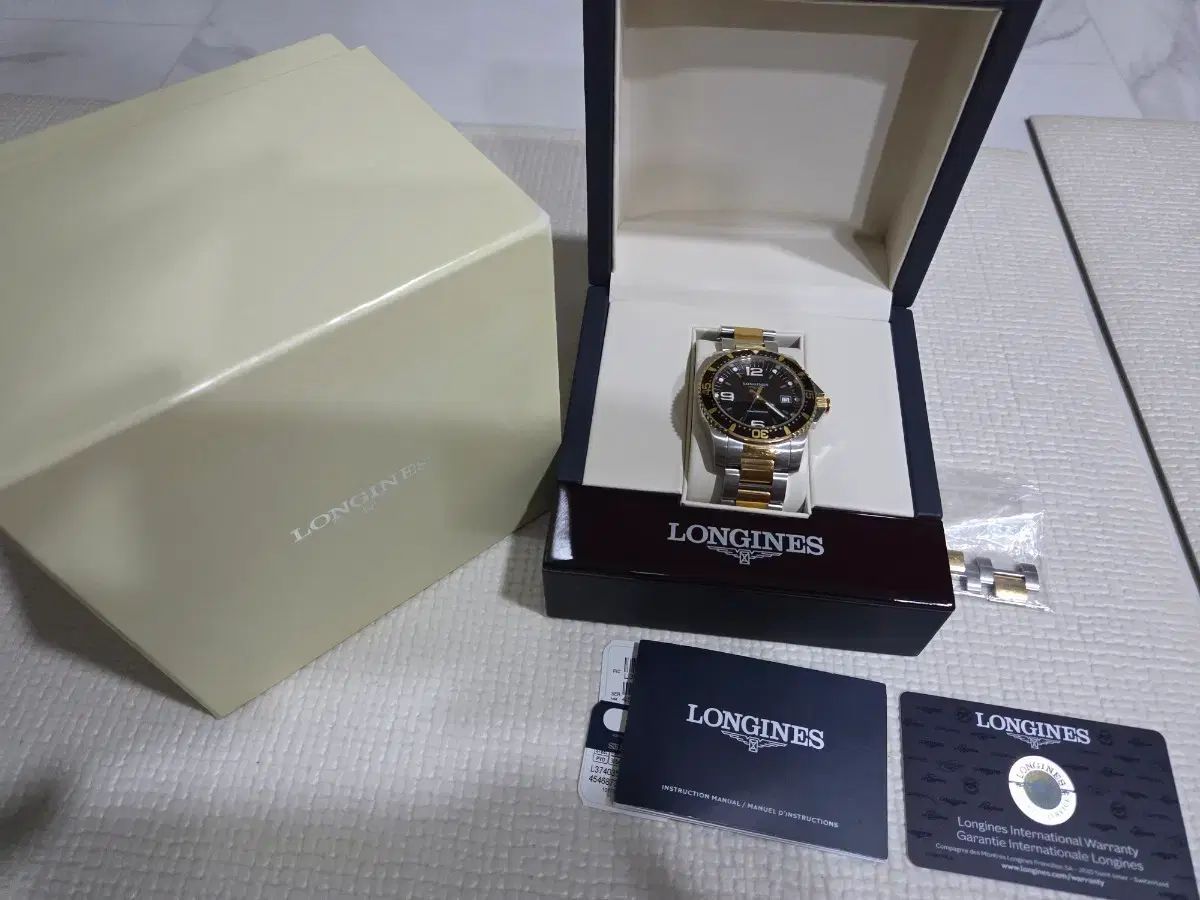 LONGINES ハイドロ コンクエスト 黒金具 コンビ クオーツ