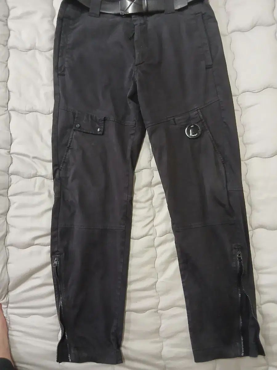 C.P. COMPANY シーピーカンパニー パンツ ズボン ブラック 正規品 33-34