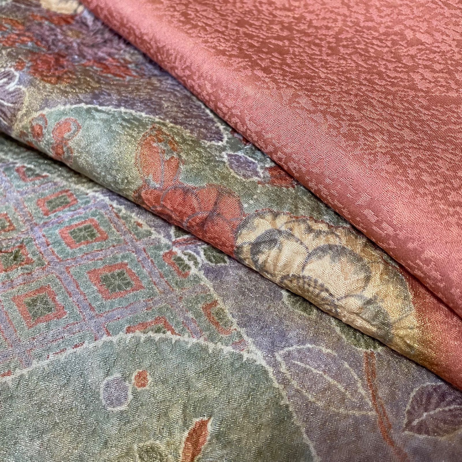 R016 美品 訪問着 辻が花 金彩加工 絞り染め 丹後ちりめん しぼ寄せ 